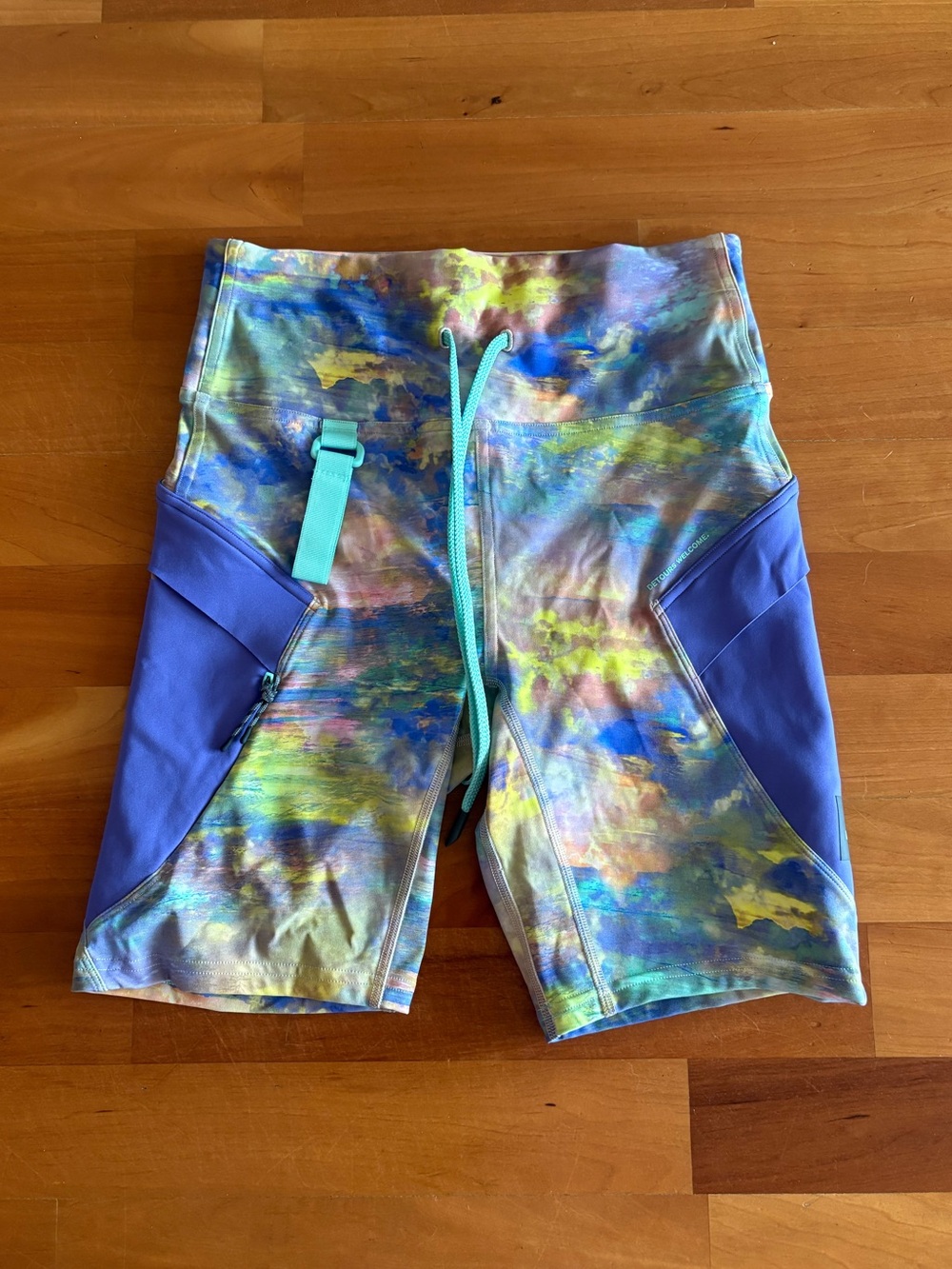 Lululemon Cargo Super High Rise Hiking Short 8” Altered Nature Multi Size 6